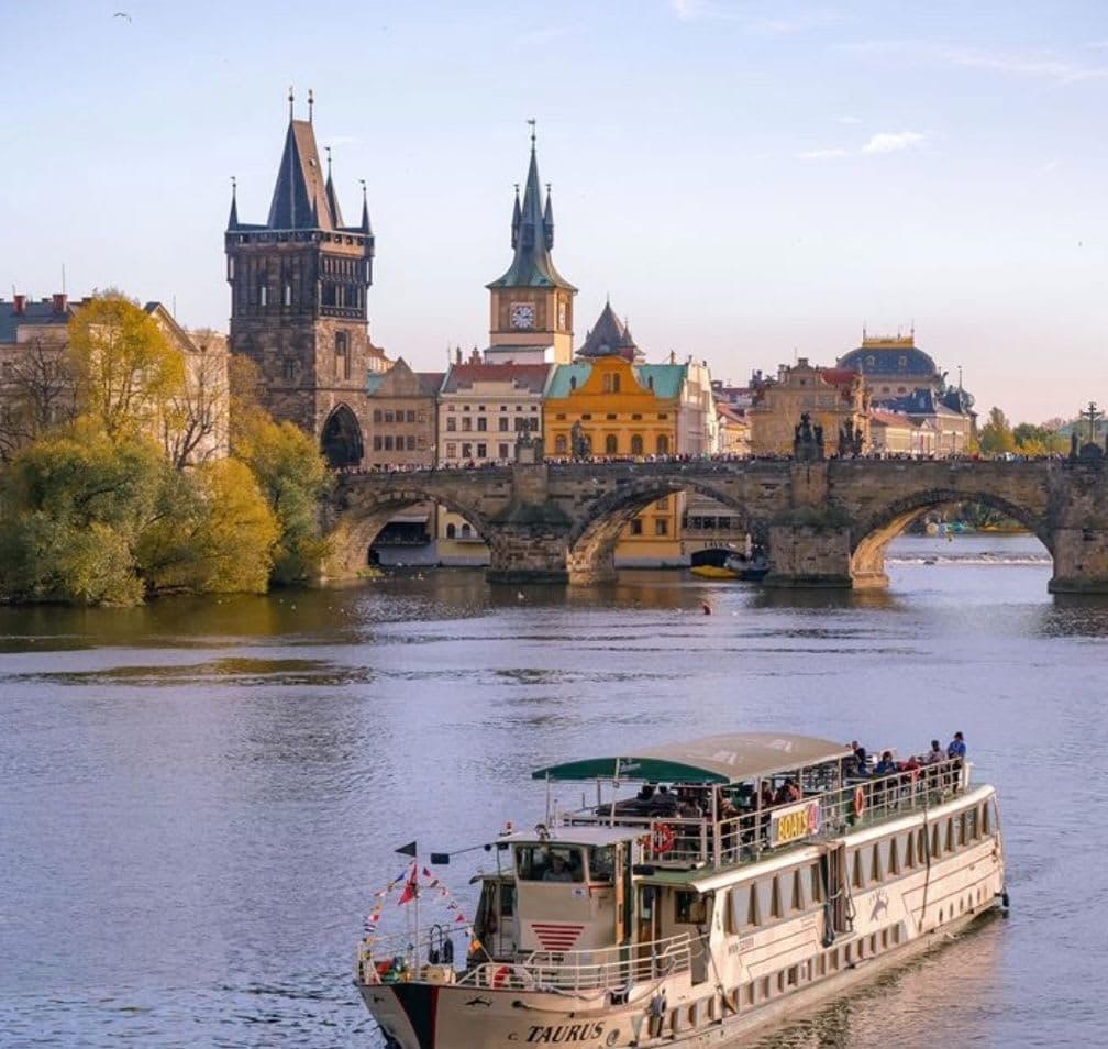 Pourquoi PRAGUE est le meilleur choix EVG ?